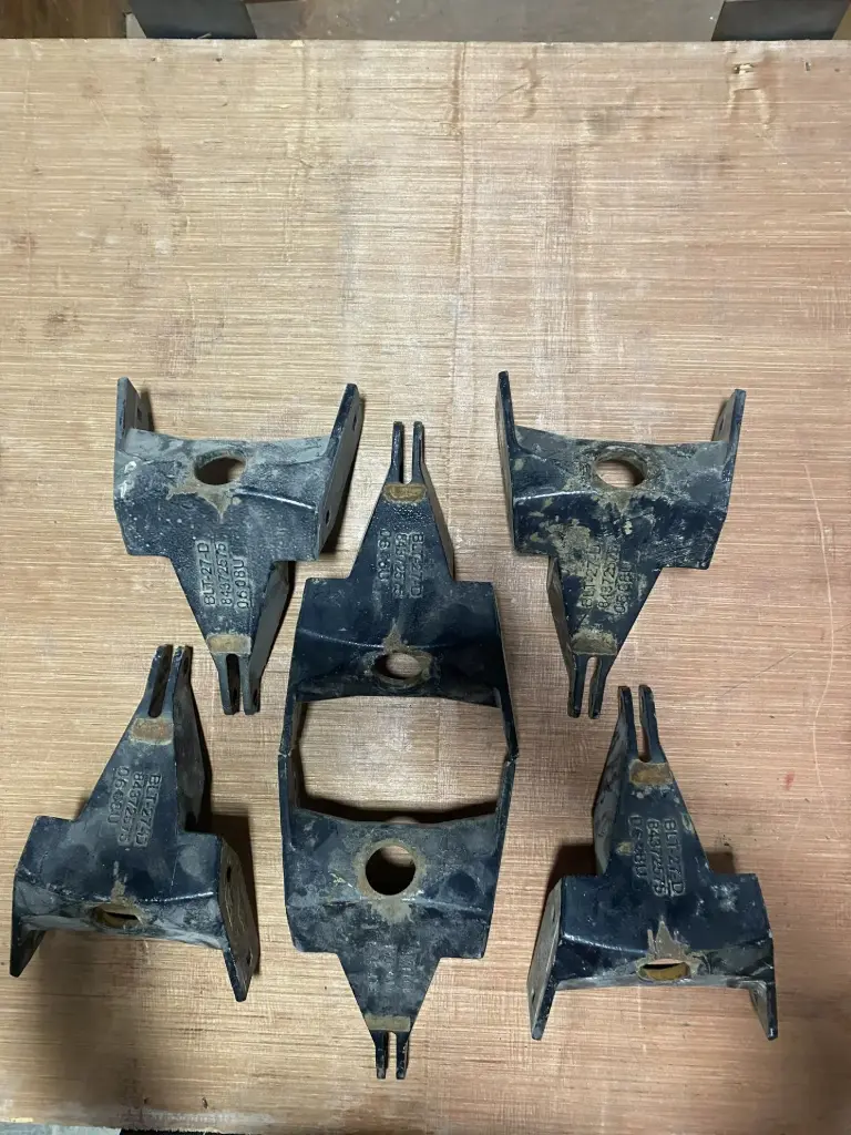 Used OEM CW Spring Bracket