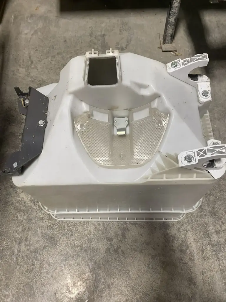 Used Kinze Vset Hopper