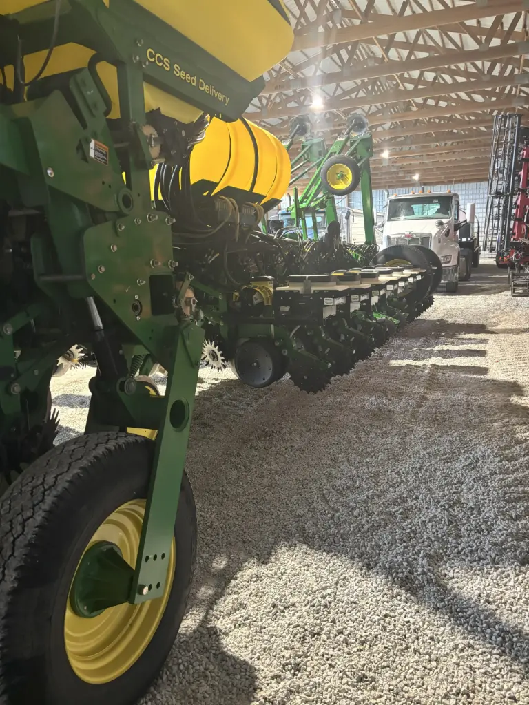 2009 1770NT, 24 Row, John Deere