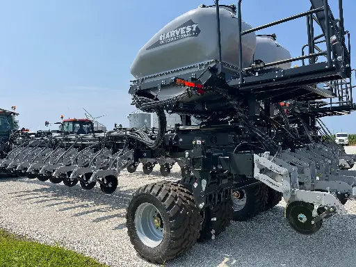 2024 Harvest International 24 Row 30" Series 2 Planter With MegaMuck Tires