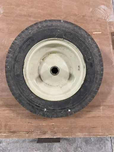 [GA5090-Used] Used Kinze Ground Drive Tires
