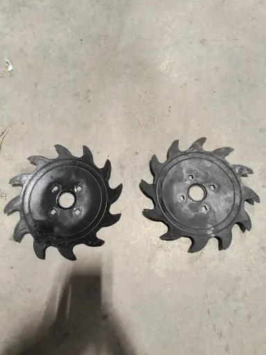 [756087/ 756086 -Used] Used Furrow Force Disk Blades
